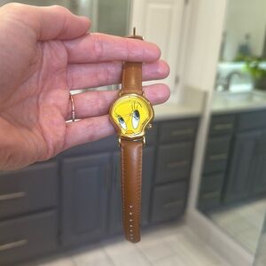 Vintage 1997 Armitron Tweety bird watch, like new